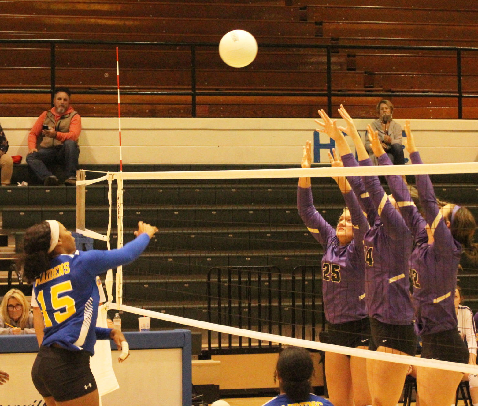 Jacksonville loses to Hallsville in latest outing